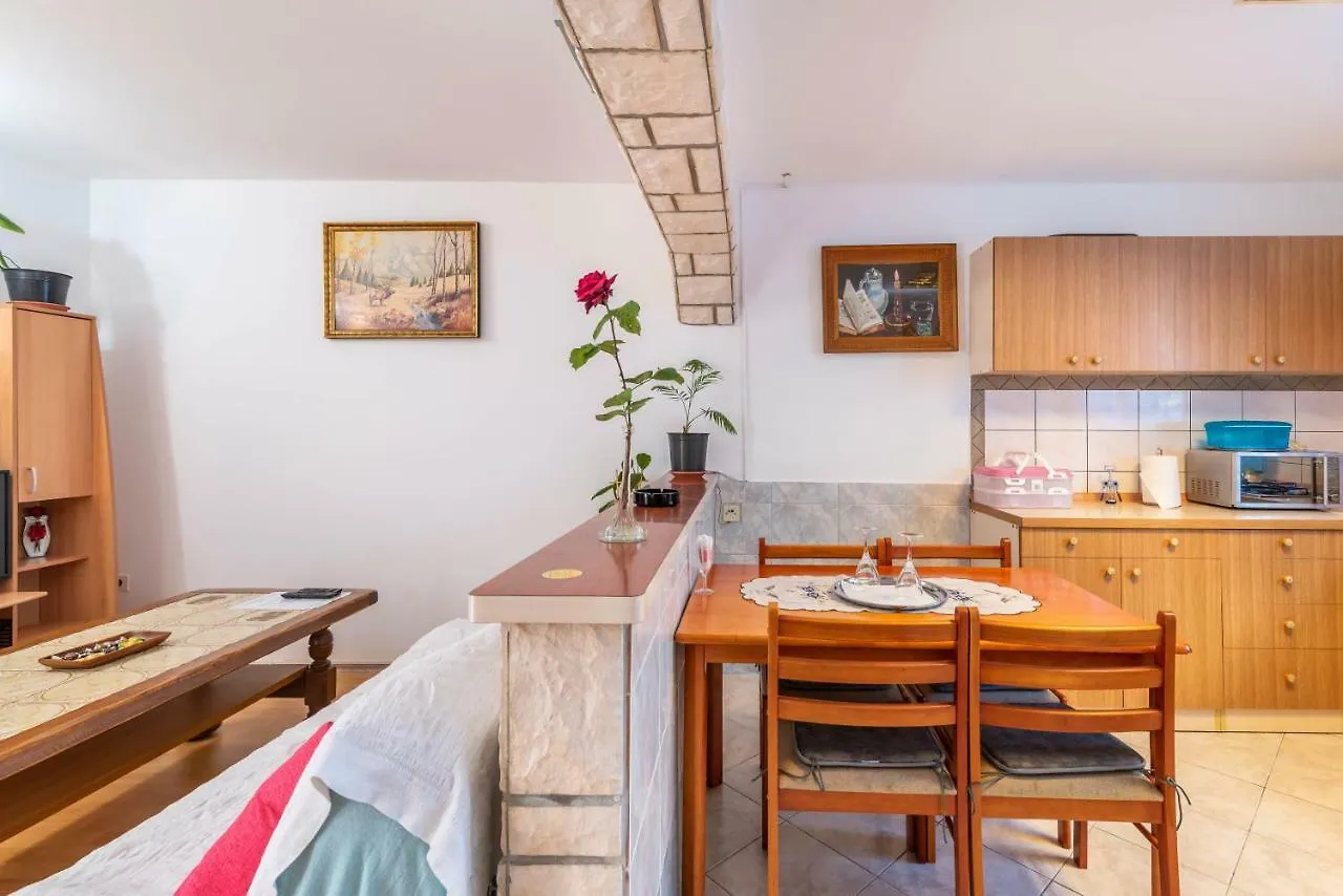 Nostress Apartment PUY Croácia