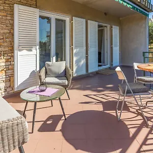 Bellavista Apartment