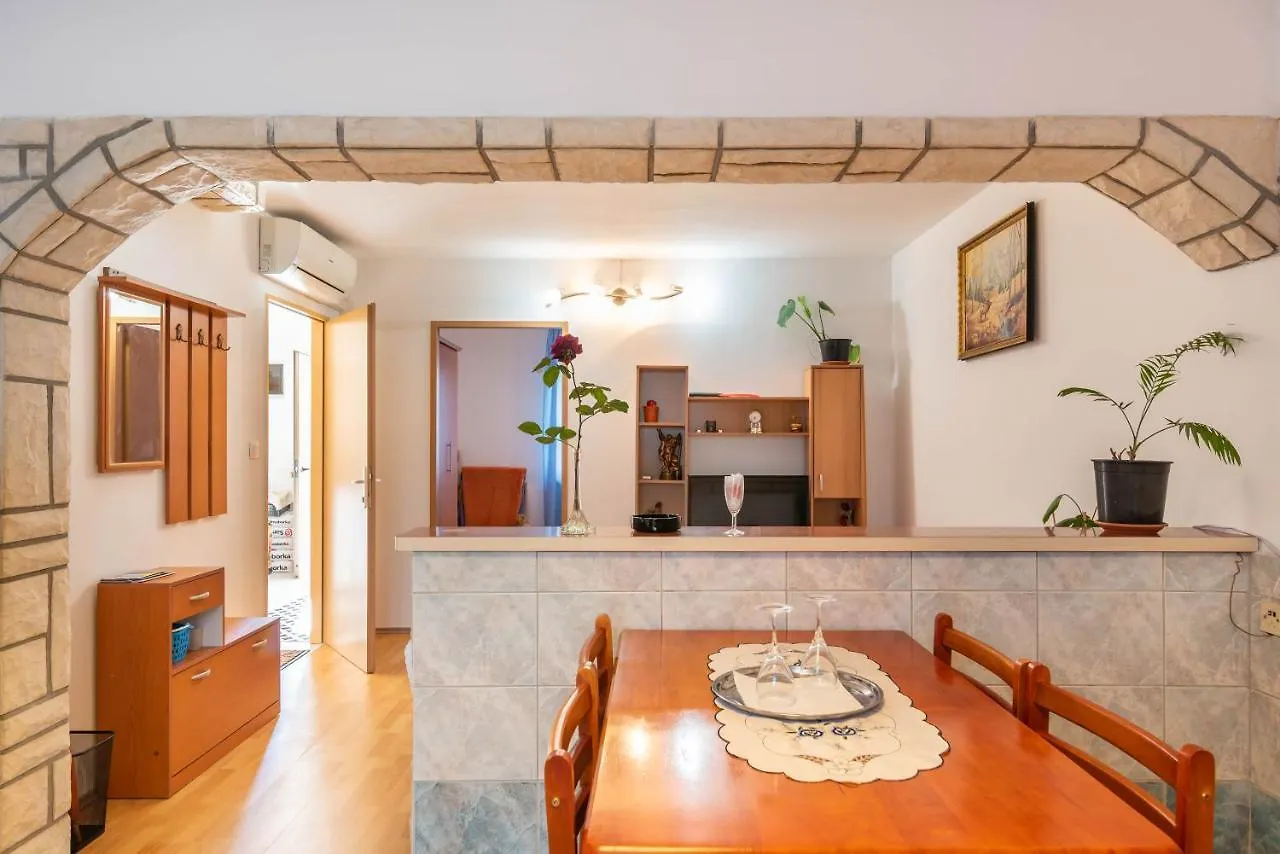 Nostress Apartment Pula